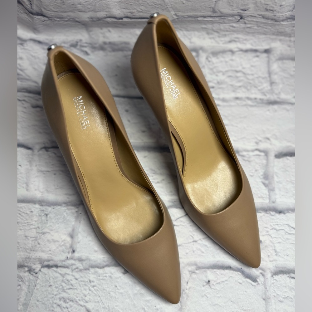 Michael Kors Khaki Dorothy Flex Pump